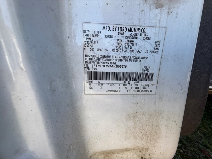 2010-ford-f150-image-48