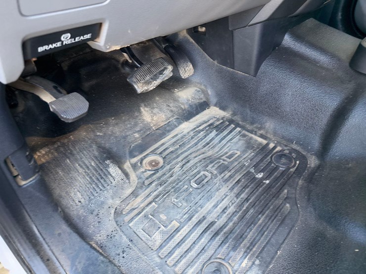 2019-ford-f250-image-21