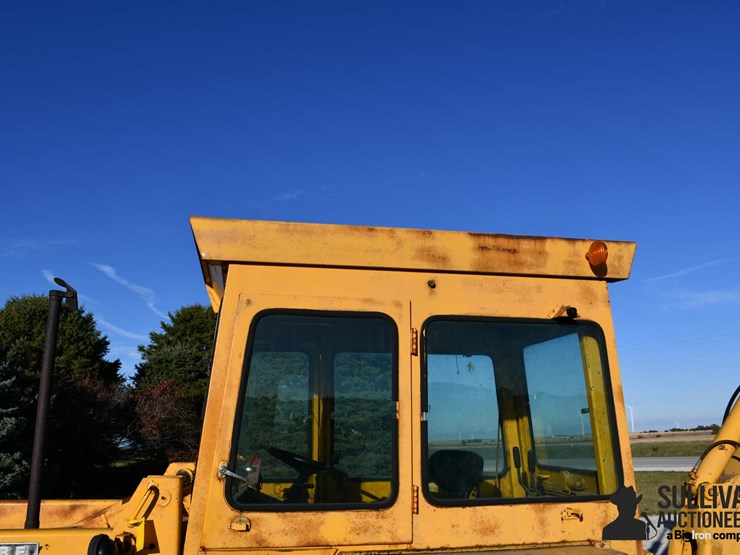 john-deere-310-image-17