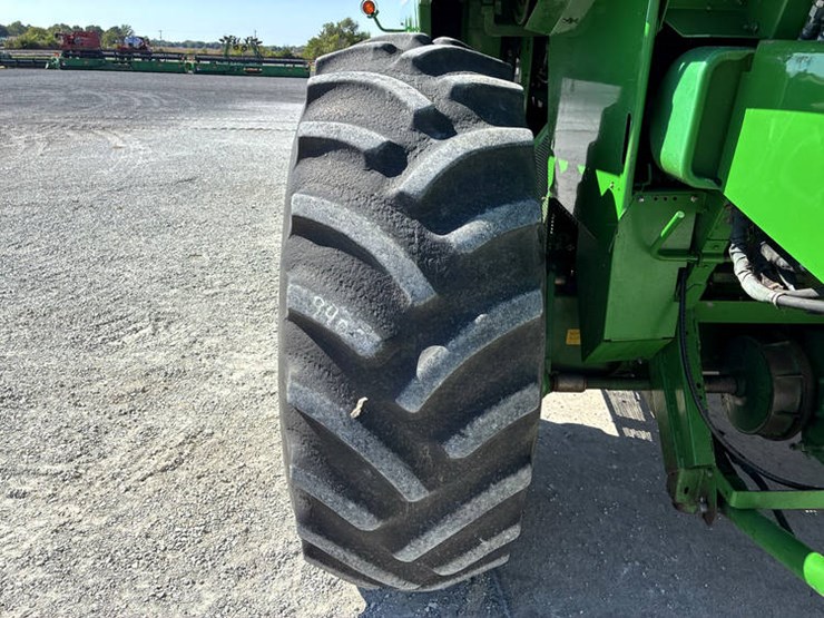 john-deere-9400-image-37
