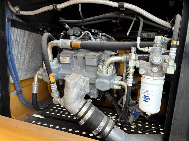 #121026-•-2021-jd-250g-lc-#1ff250gxklf611660-image-72