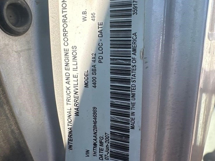 international-durastar-4400-image-21