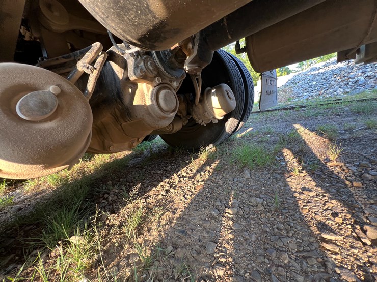 peterbilt-520-image-21