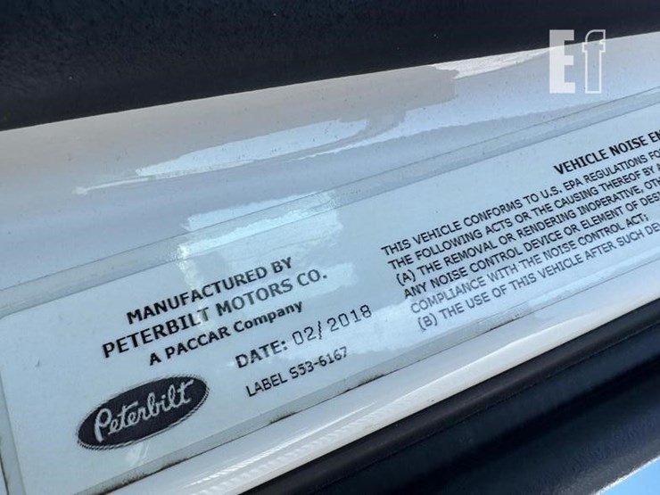 2019-peterbilt-579-image-39