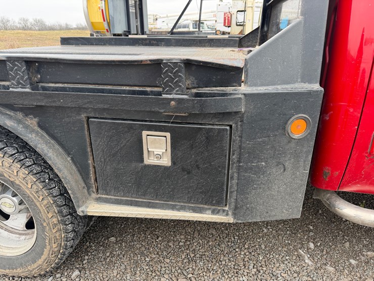 chevrolet-3500hd-image-15