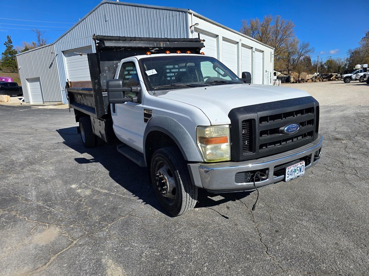 ford-f550-image-38