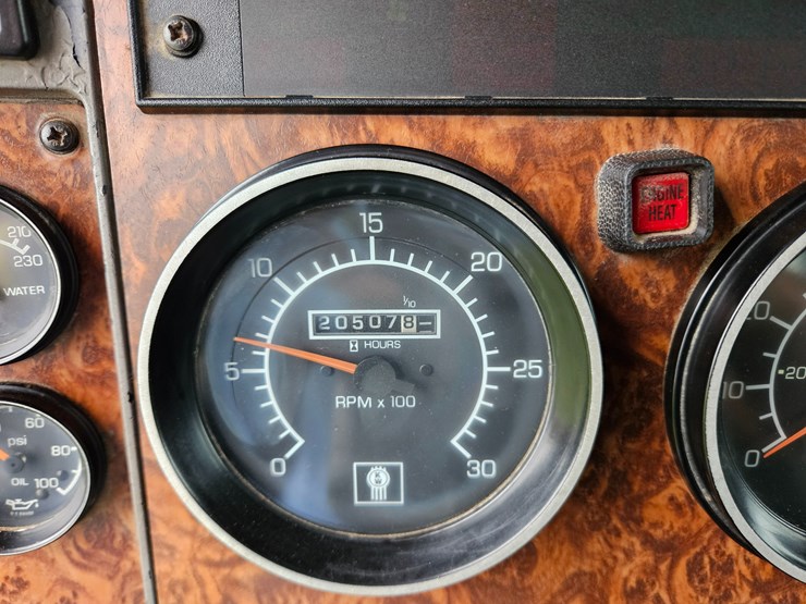 kenworth-t300-image-60