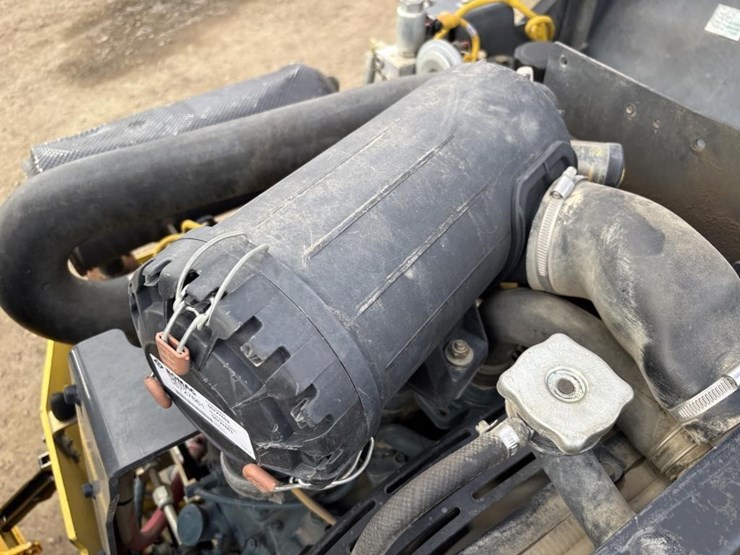 2017-bomag-bw120-image-27