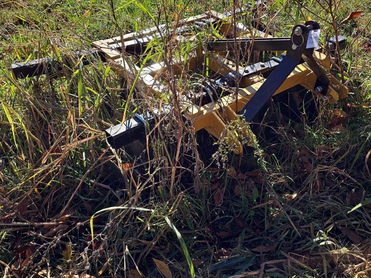 king-cutter-3pt-disk-6-1/2ft,-18"-blades-like-new-image-1