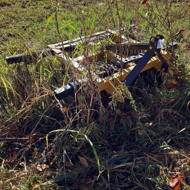 King Cutter 3pt disk 6-1/2ft, 18" blades like new