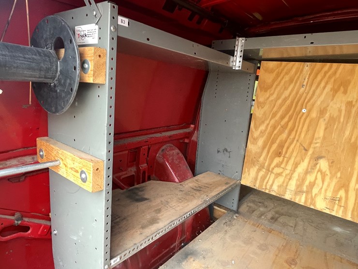 #1404-•-2006-chevy-cargo-van-(wi-title-in-delay)-image-48