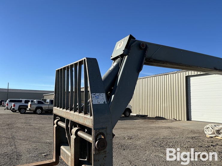 2004-terex-th842-image-12