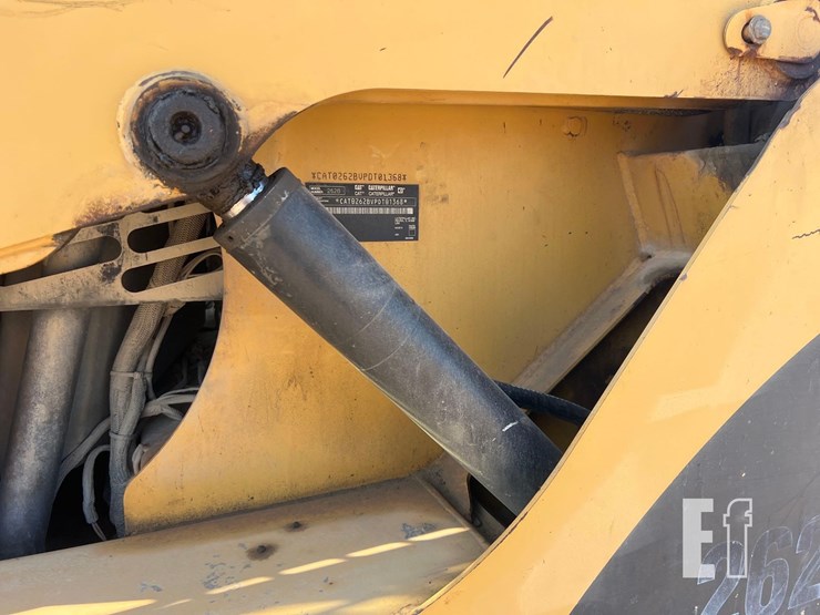 2005-caterpillar-262b-image-17