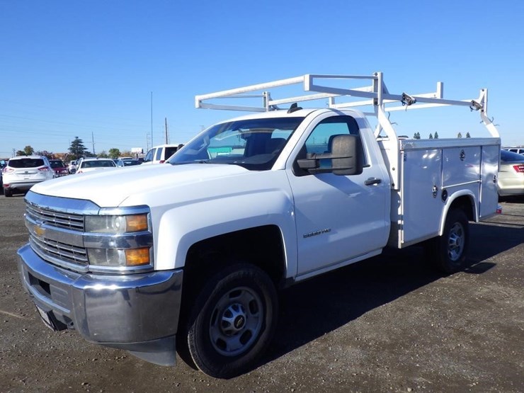 chevrolet-2500hd-image-1