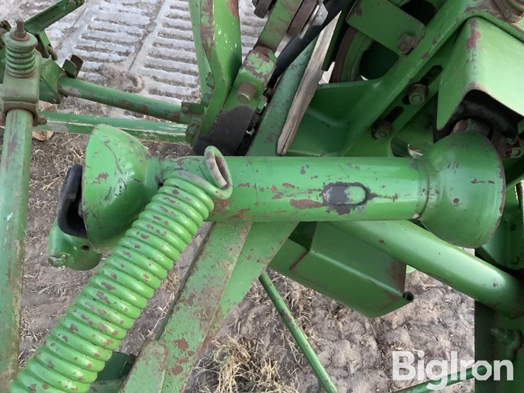 john-deere-38-image-10