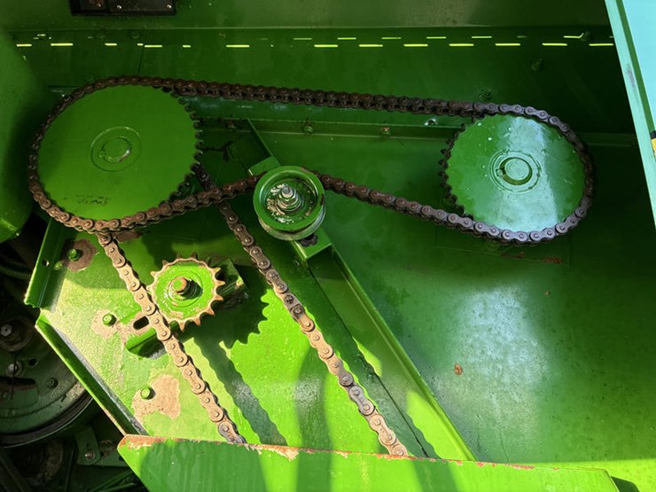 john-deere-7720-titan-ii-image-46