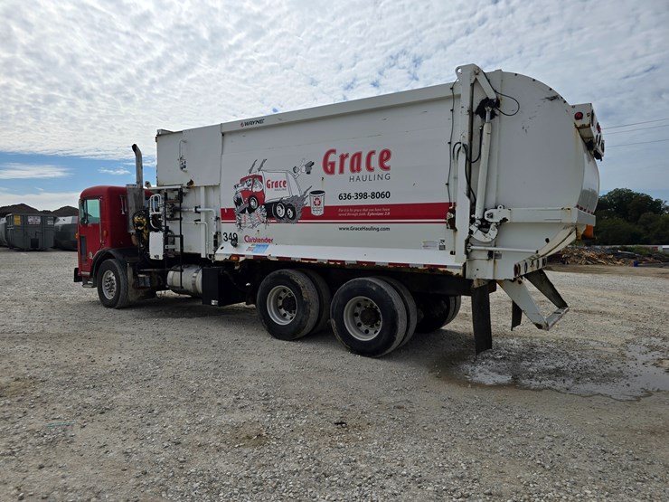 2003-peterbilt-320-image-15