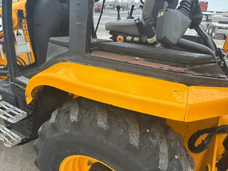 jcb-3cx-image-45