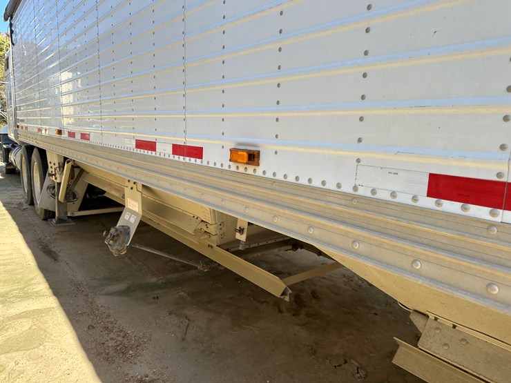 2014-timpte-hopper-bottom-image-59