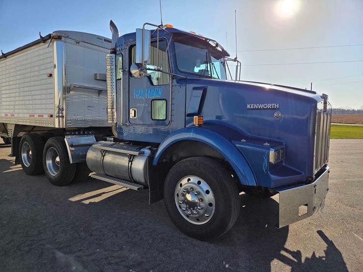 kenworth-t800-image-36