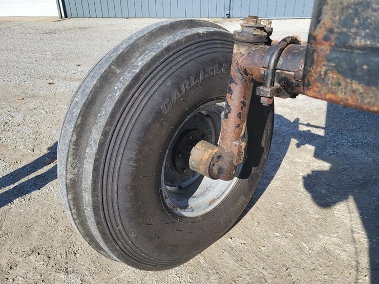 white-2-105-image-51