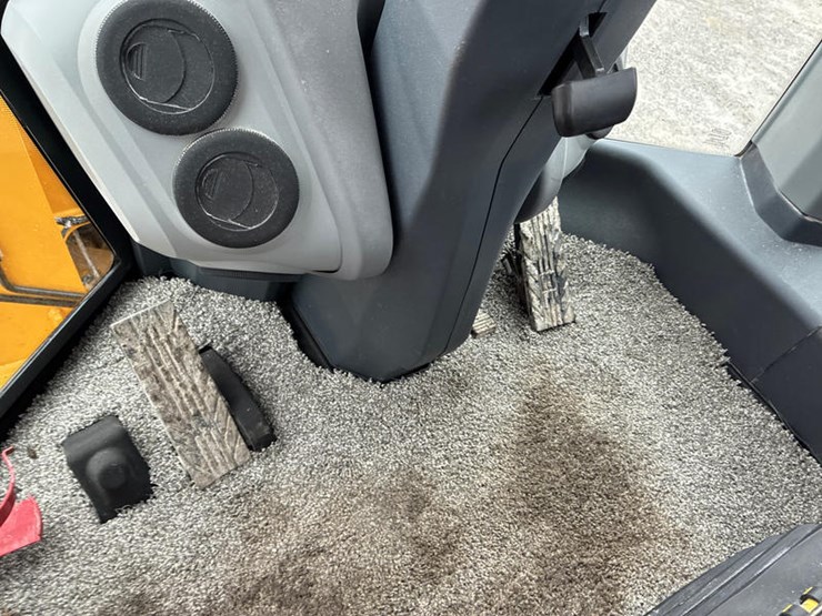 john-deere-624-image-87