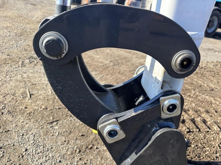 2022-bobcat-e10e-hydraulic-excavator-image-14