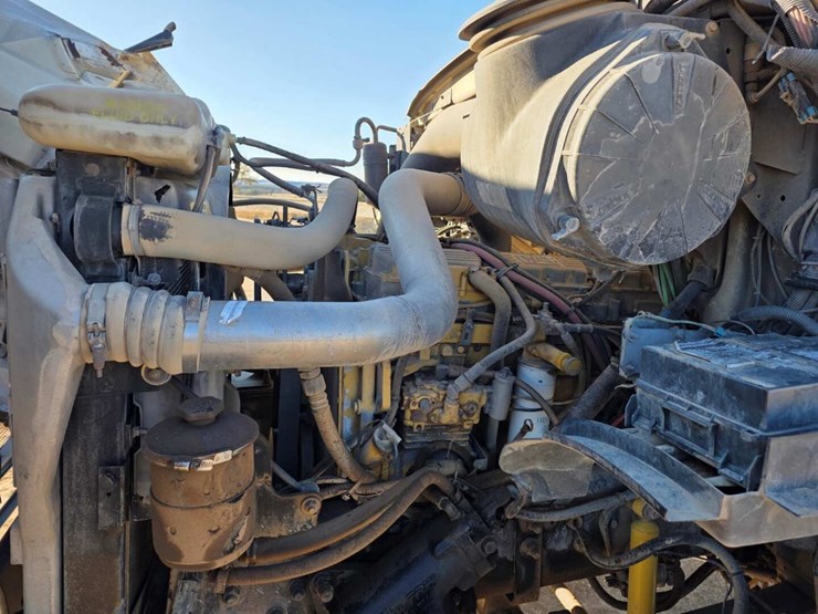 2003-sterling-lt9500-image-11