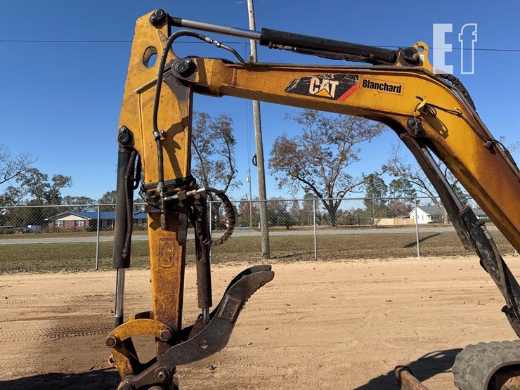 2016-caterpillar-304e2-cr-image-21