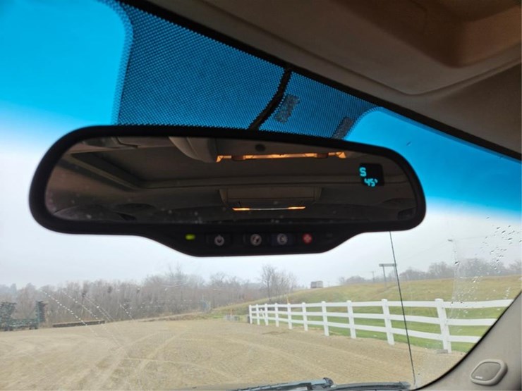 2008-chevrolet-3500-image-47