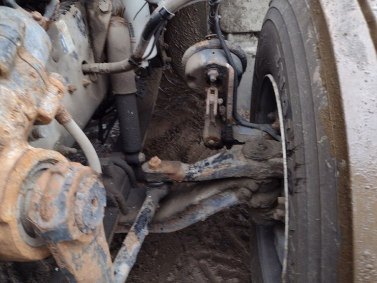 peterbilt-337-image-23