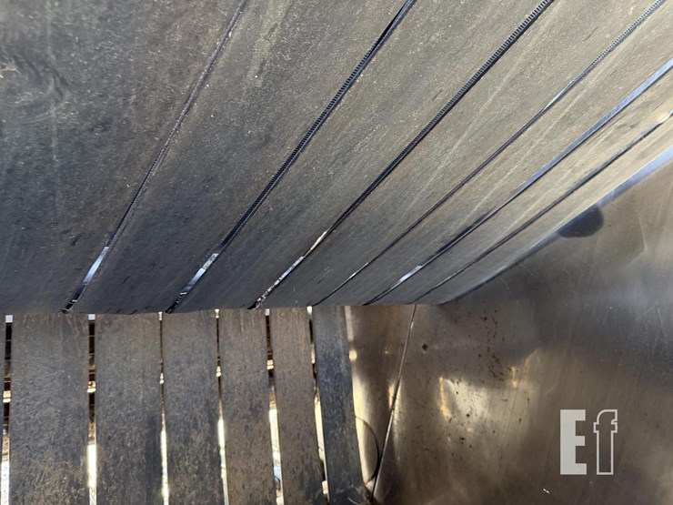 case-ih-rb565-image-30