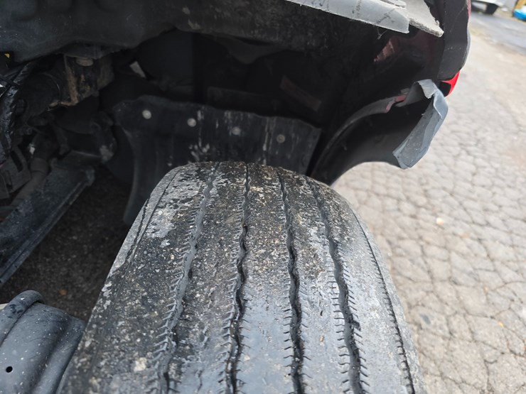 2017-peterbilt-579-image-47