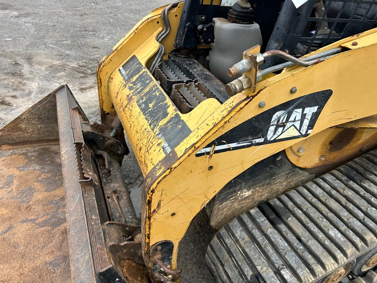 caterpillar-257b-image-7