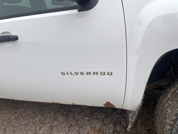 2010-chevrolet-1500-image-19