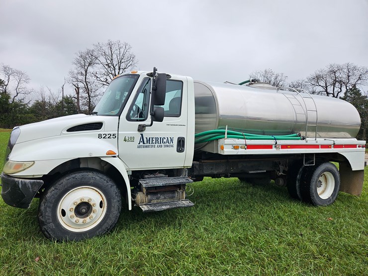 international-durastar-4400-image-4