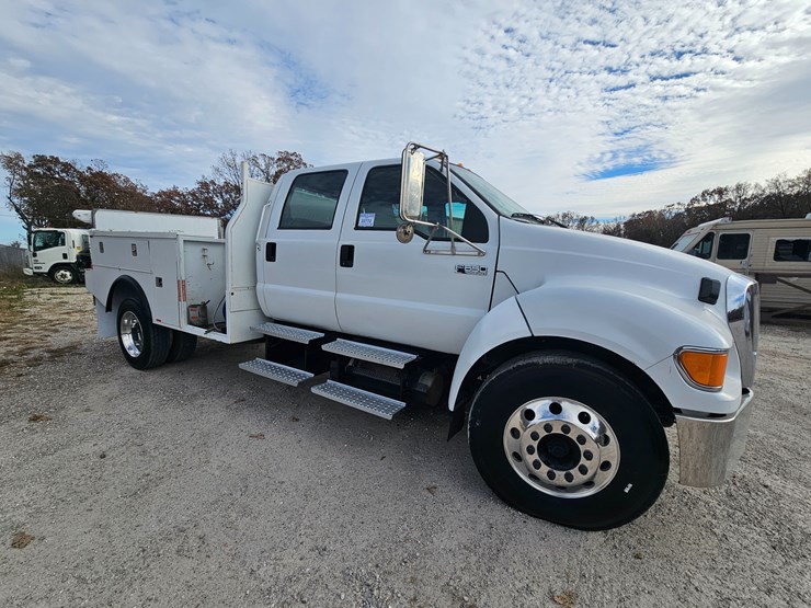 ford-f650-image-21