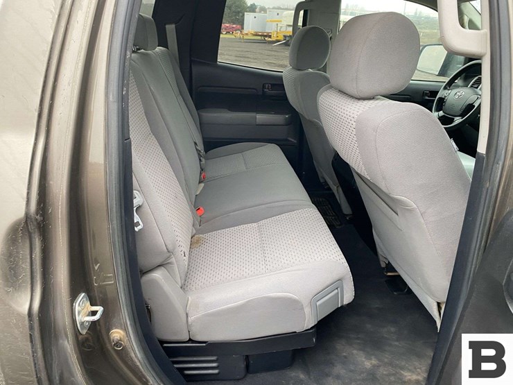 2013-toyota-tundra-image-24