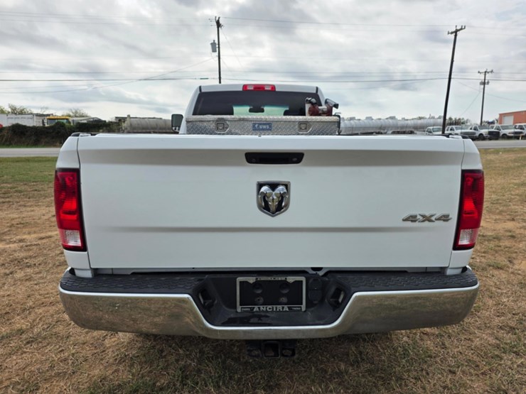2018-dodge-2500-image-5