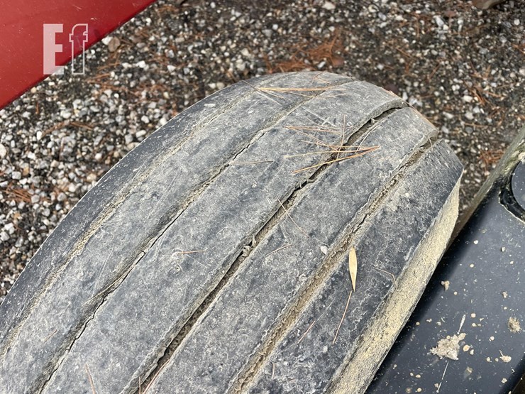 case-ih-2500-image-11