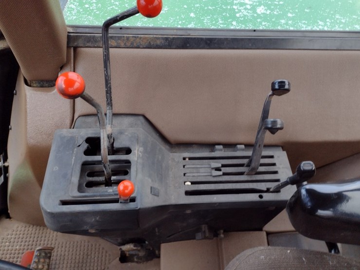 john-deere-2950-image-9