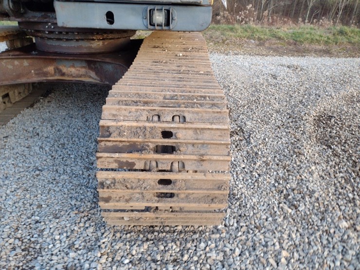 volvo-ec160b-lc-image-42