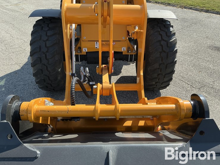 2024-venieri-5.63c-wheel-loader-image-11