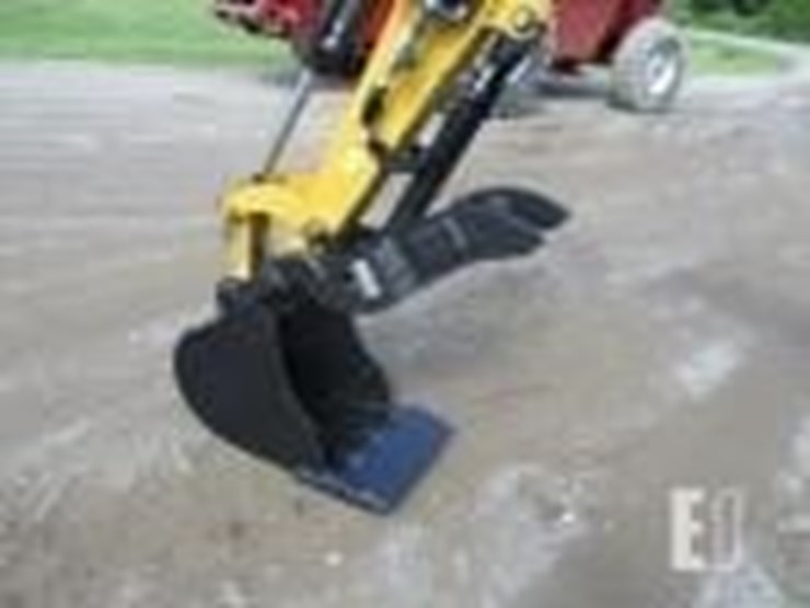 2022-caterpillar-303.5cr-image-2