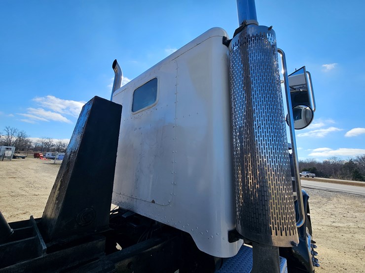 peterbilt-379-image-116