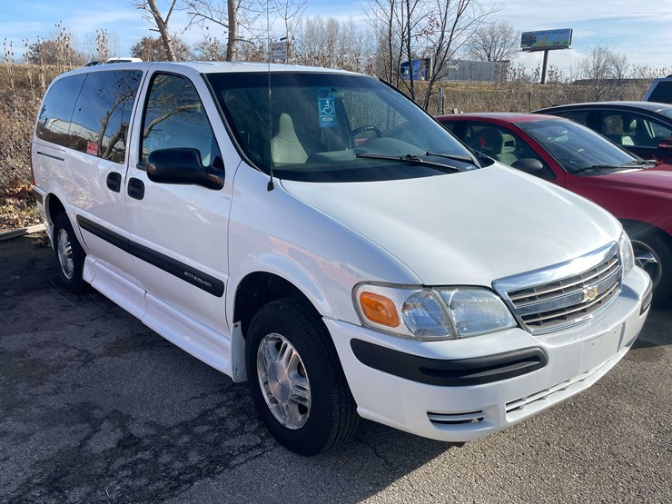 chevrolet-venture-image-3