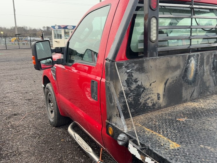 2008-ford-f250-image-11