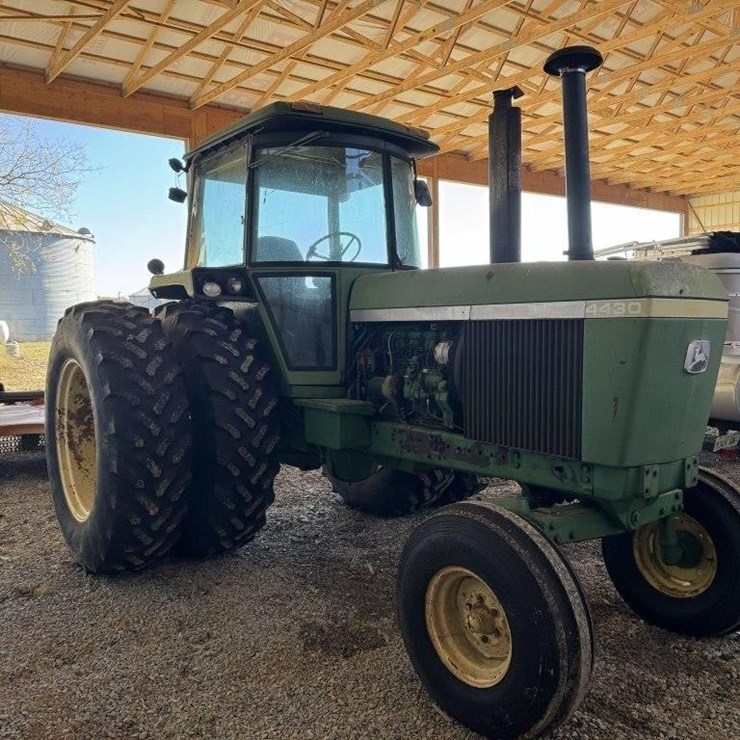 1976 JOHN DEERE 4430
