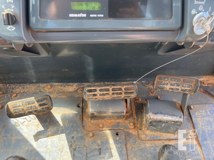 2005-komatsu-d39px-21-image-29