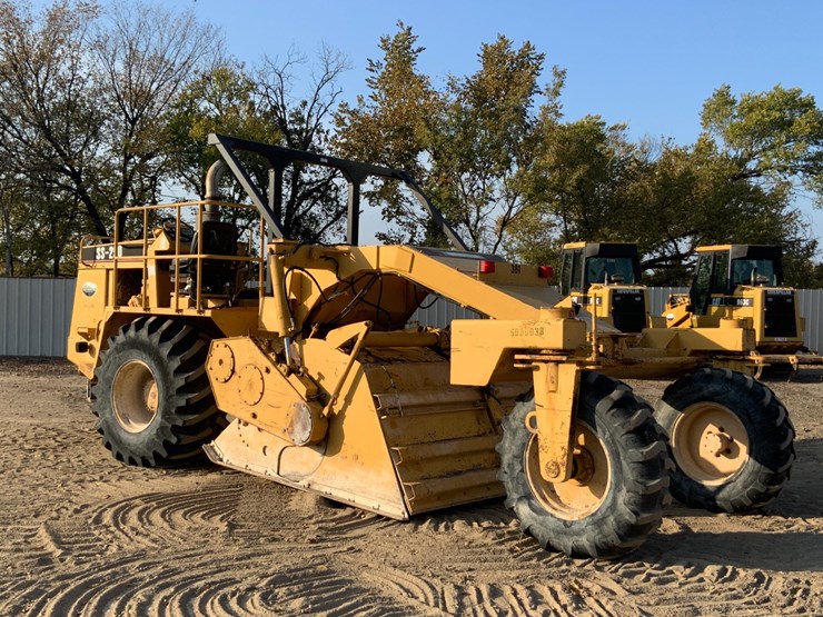 1996-caterpillar-ss-250-image-10